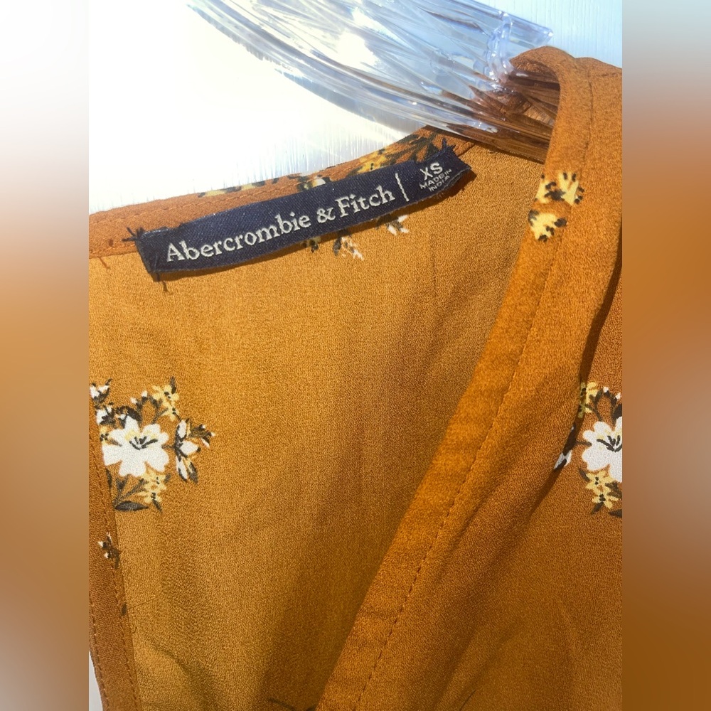 Abercrombie & Fitch Brown Floral Long Sleeve Mini Dress - Size XS. - Picture 3 of 6